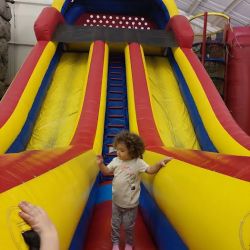 Bouncy houses/Climbing wall ico