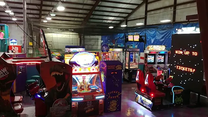 Cluggy's Amusement Center 1
