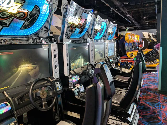 Round1 Bowling & Arcade Galleria at Crystal Run 3