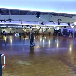 Wood'n Wheel Family Fun Center ico