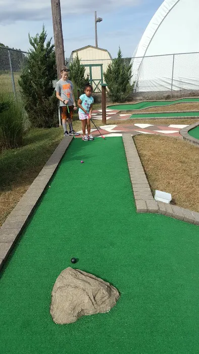 Puttin Plus Family Fun Center 5