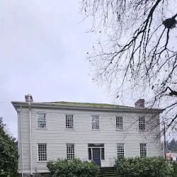 McLoughlin Memorial Association ico
