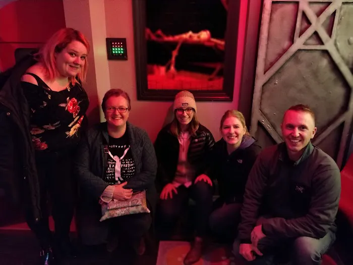 Escapism: Alien Zoo, Malice Manor & Funky Lab Escape Rooms 1