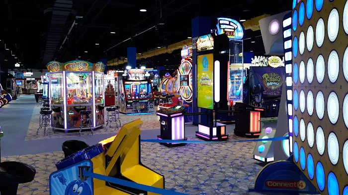 Round1 Bowling & Arcade Holyoke Mall 0