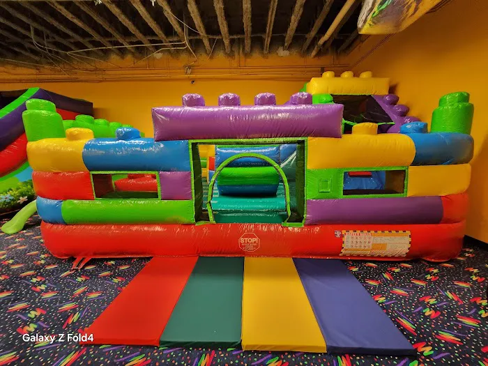 FunFlatables - North Riverside 6