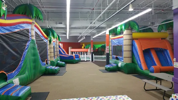FunFlatables - Joliet 3