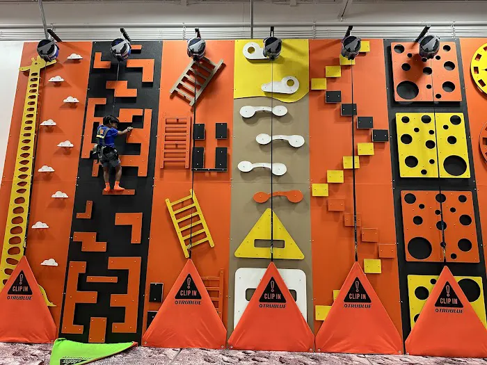 Big Air Trampoline Park, Raleigh 3