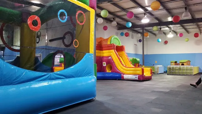 Bungalow Bounce 9