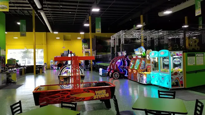 Launch Trampoline Park 6