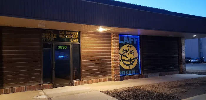 Laff Breaks Smash House and Comedy Club 6