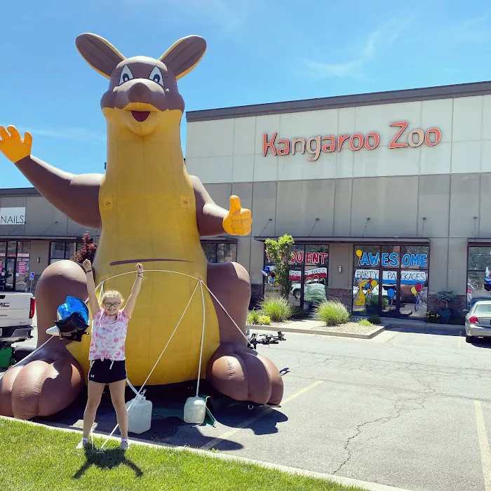 Kangaroo Zoo 0