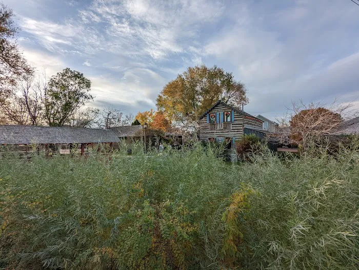 A Great Escape at Gardner Village 2