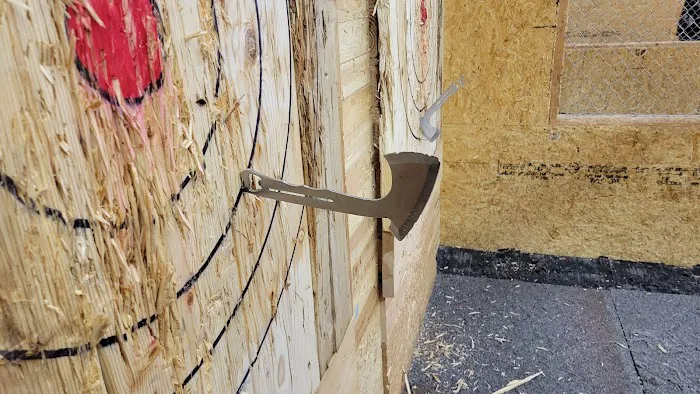 Rocky Mountain Axe Throwing 4