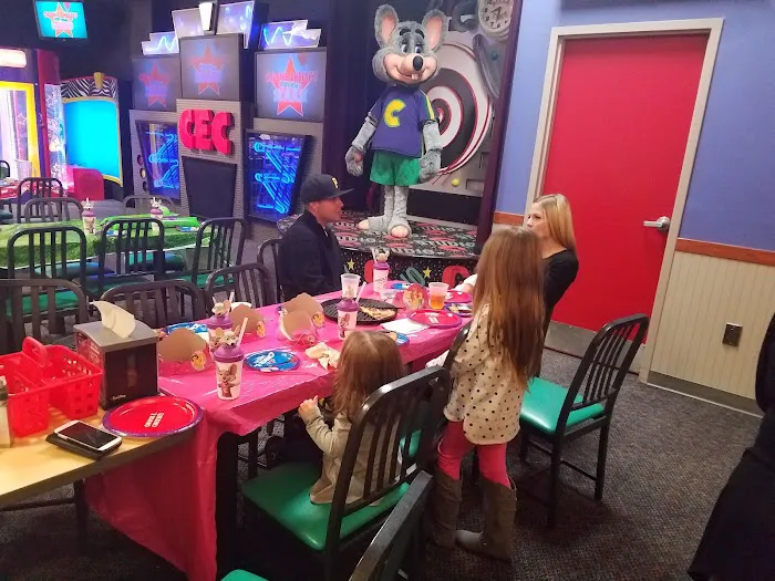 Chuck E. Cheese 6