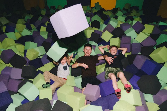 Get Air Trampoline Park 2
