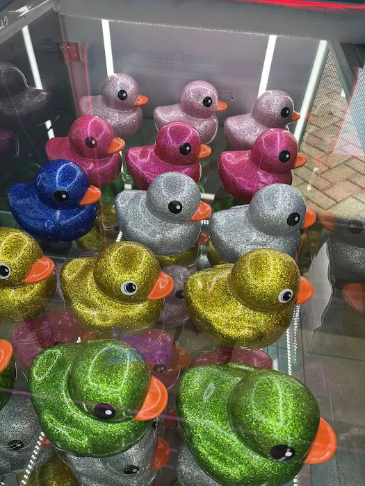 Lucky Ducky Claw Arcade 8