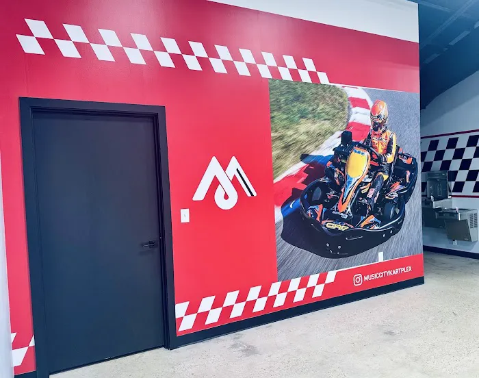 Music City Kartplex 8