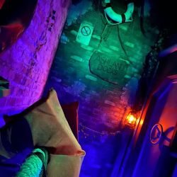 RED VEIN Escape ico