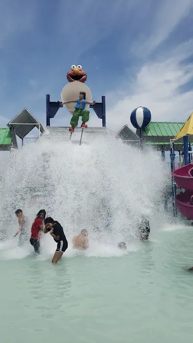 Aqua Planet Waterpark 6