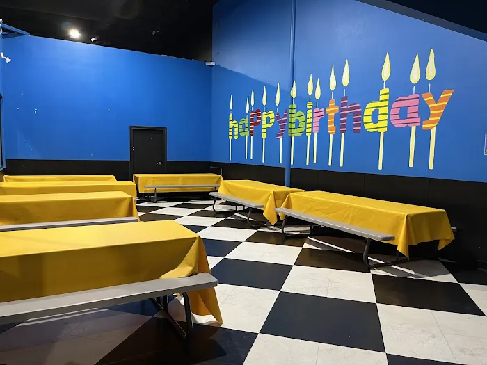 Helium Trampoline Park 0