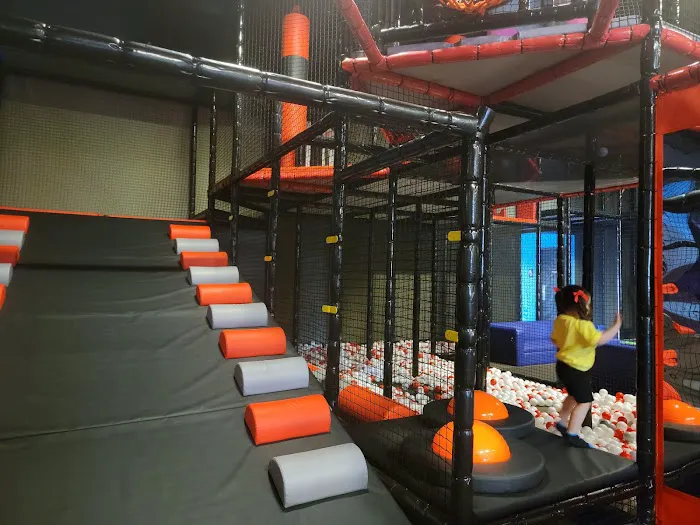 Xtreme Jump Adventure Park 9
