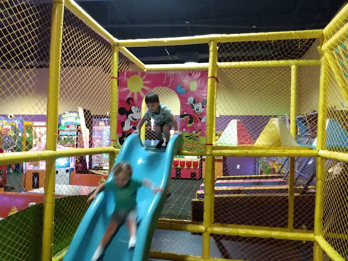 Happy's Family Fun Center 6