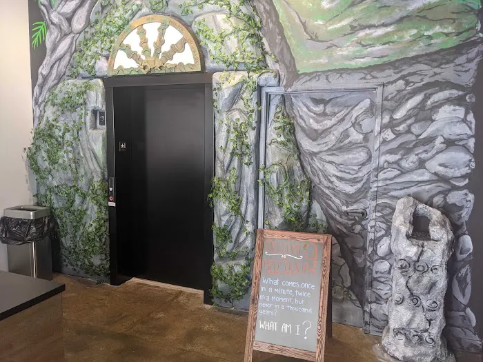 Red Door Escape Room 1
