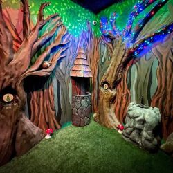 Red Door Escape Room ico