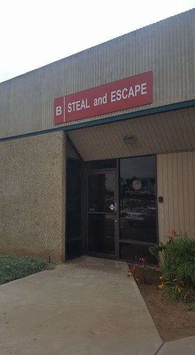 STEAL AND ESCAPE - Escape Room Adventure in San Diego 7