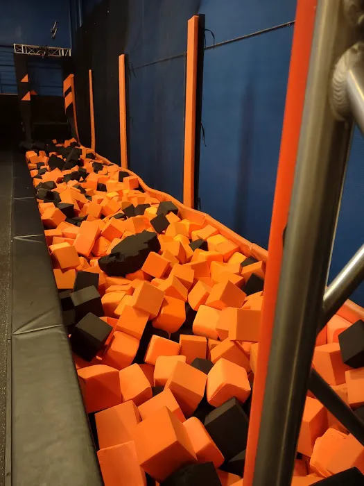 Sky Zone Trampoline Park 4