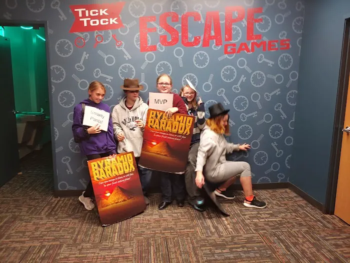 Tick Tock Escape Room 8