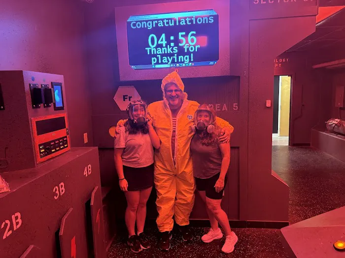 Escape Room Middleburg & Axe Throwing 8