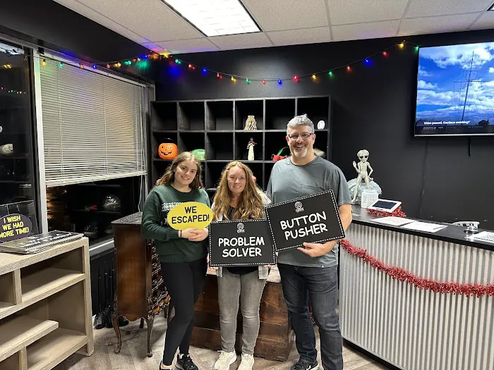 Escape Room Middleburg & Axe Throwing 7