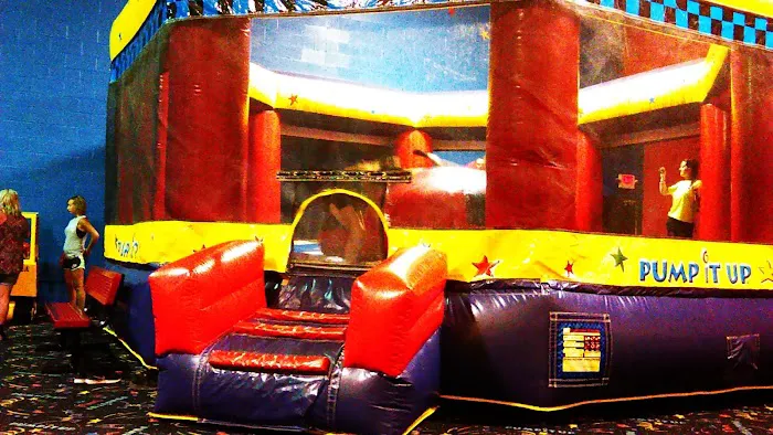 Pump It Up Hartville Kids Birthdays and More 1