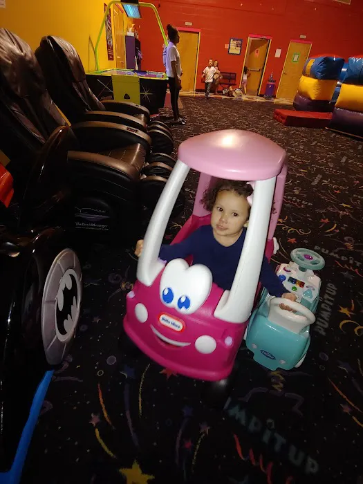 Pump It Up Hartville Kids Birthdays and More 5