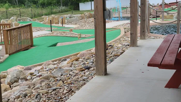 Green Family Funzone 9