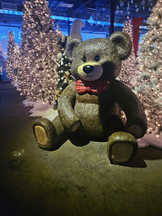 Ohio Christmas Factory 8