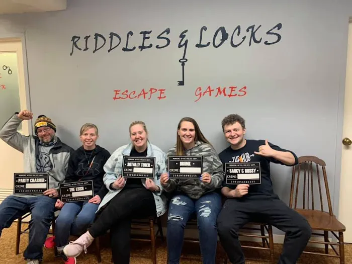 Riddles and Locks Escape Games 2