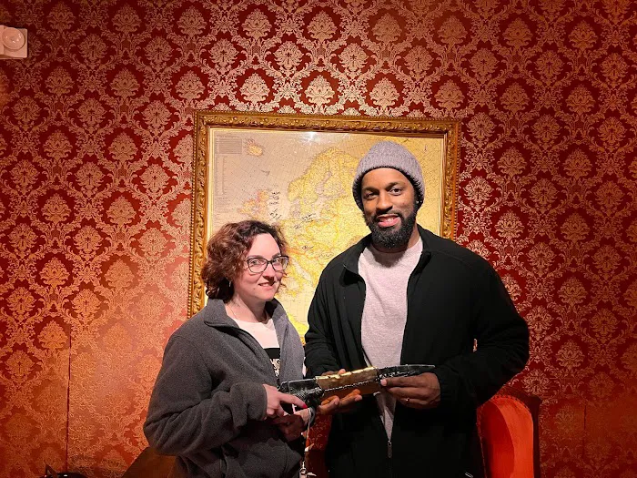 Escape Room Niles (Formerly Escape History) 9