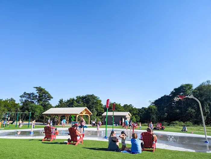 Frankie's splash pad 0