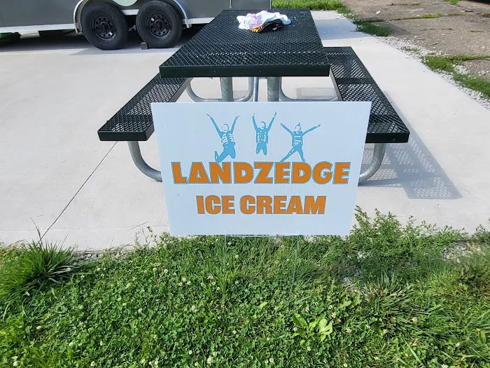 LandzEdge Waterpark at Pleasant Hill Lake Park 7