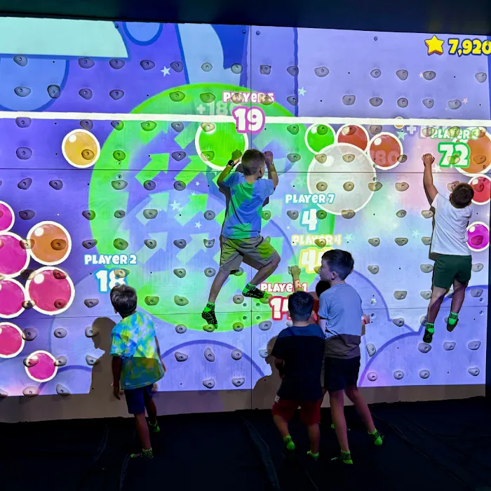 Elevate Trampoline Park 9