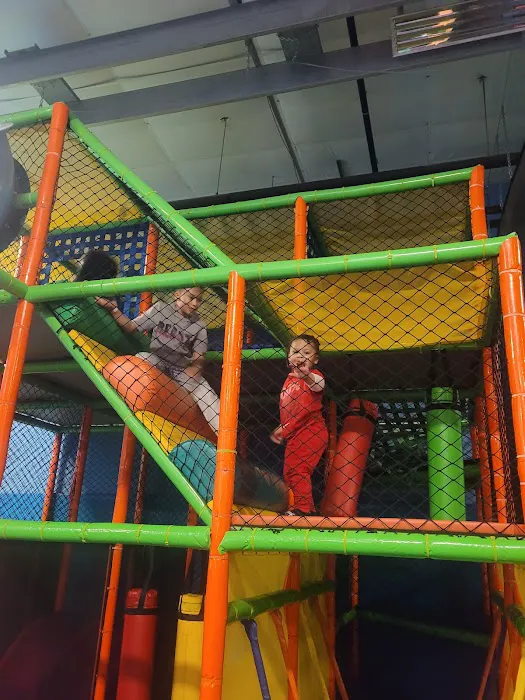 Altitude Trampoline Park - Pittsburgh/Bridgeville 8