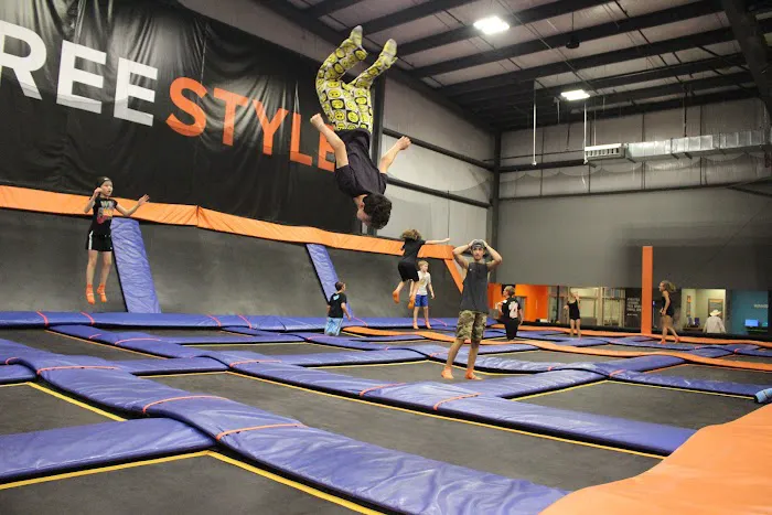 Sky Zone Trampoline Park 3
