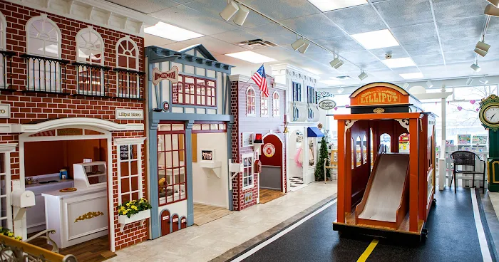 Petite Street 2
