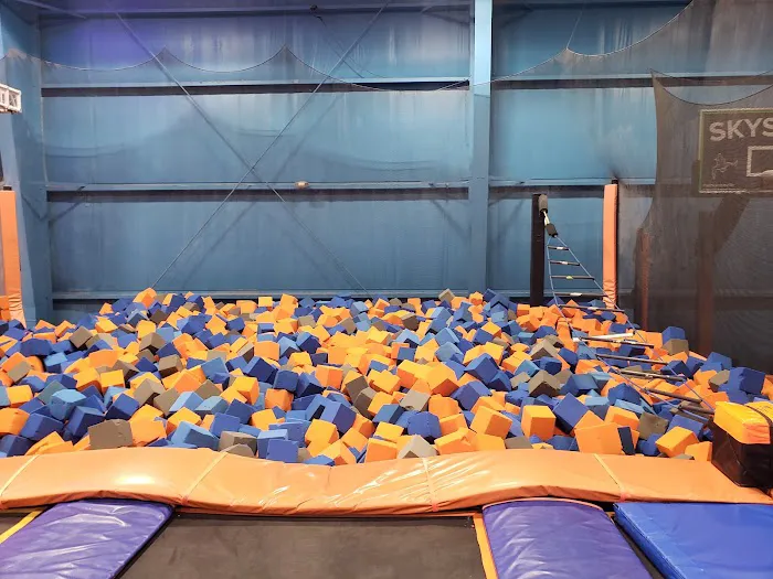 Sky Zone Trampoline Park 4
