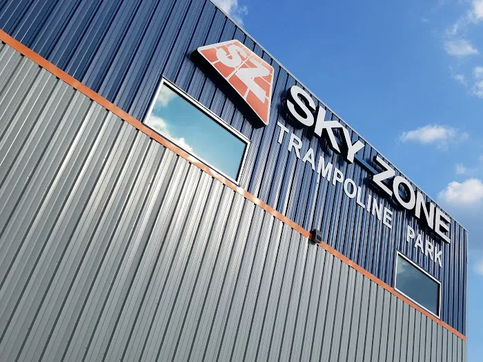 Sky Zone Trampoline Park 5