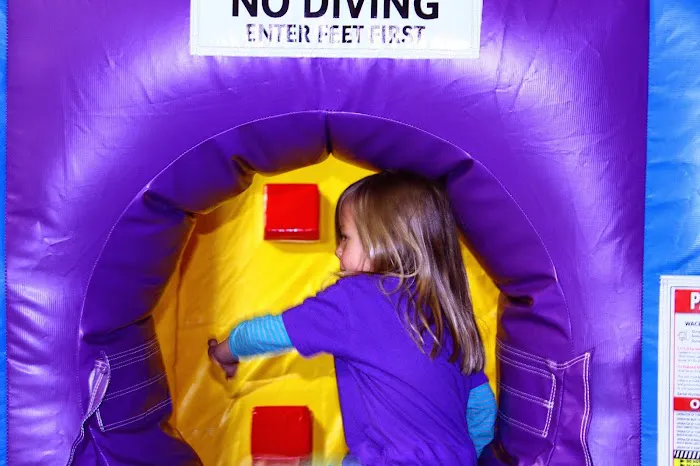 Planet Bounce Pittsburgh - South Star - Tanger Outlets 1