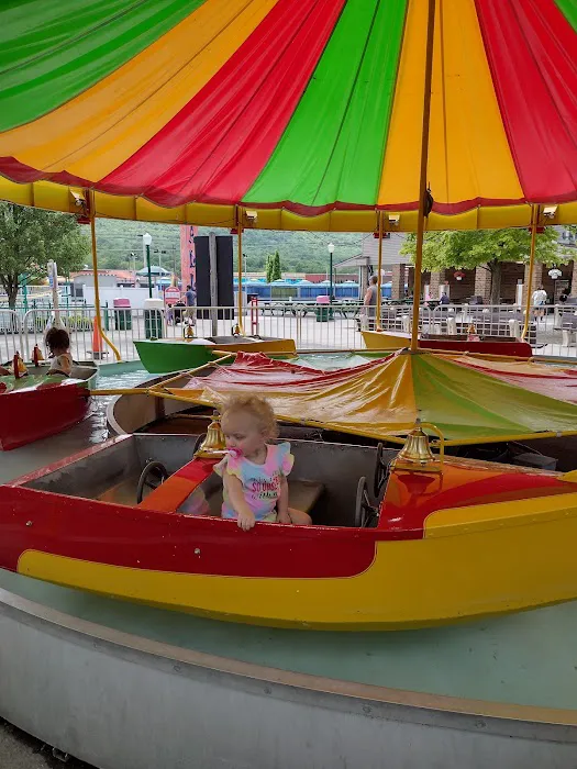 DelGrosso’s Amusement Park and Laguna Splash Water Park 2