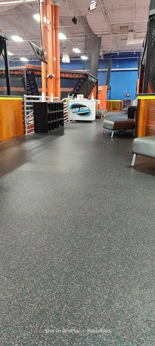Jump Start Trampoline Park 6
